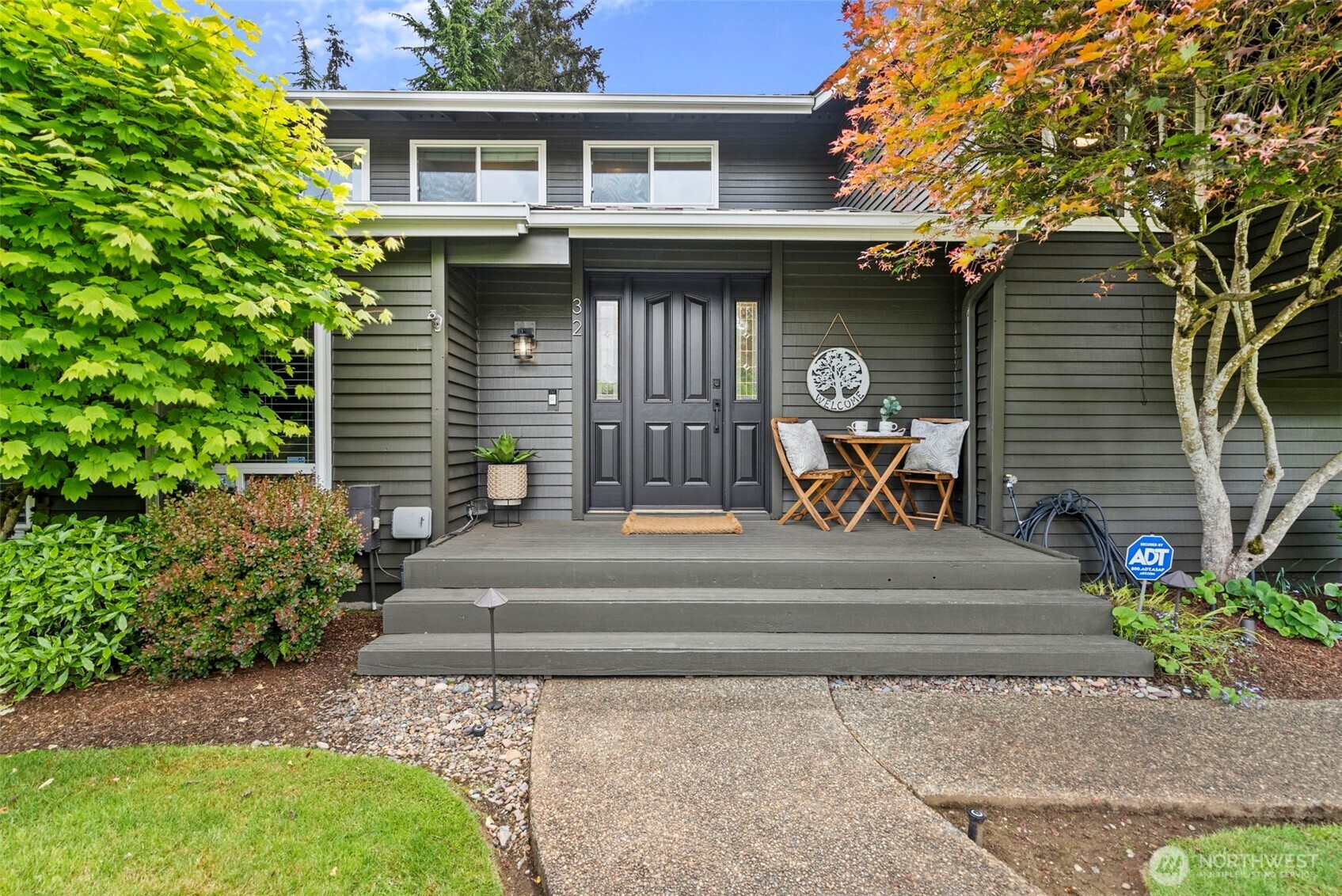 32 Cascade Key Bellevue WA 98006