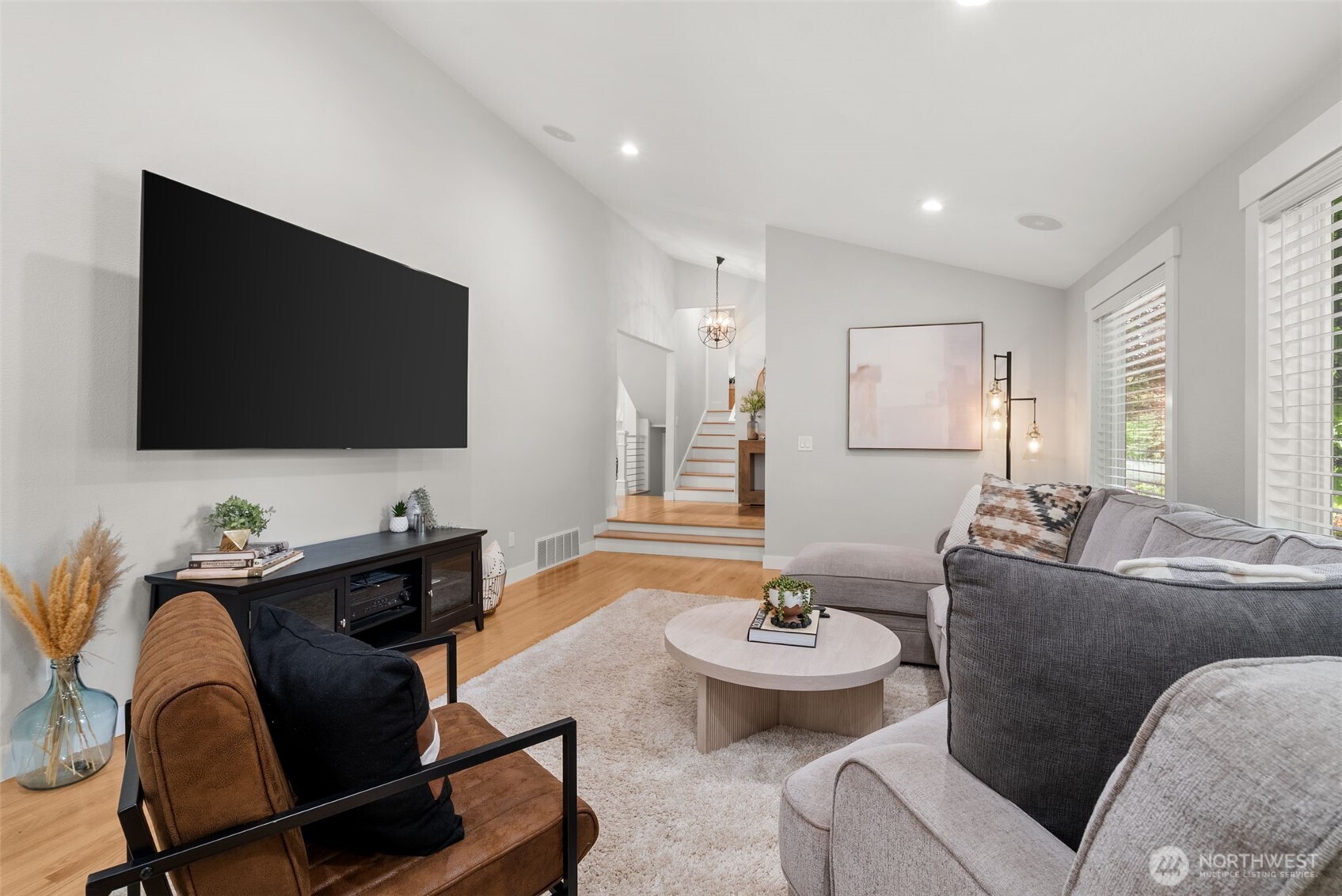 32 Cascade Key Bellevue WA 98006