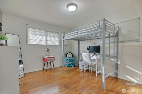 208 M Street SE Auburn WA 98002