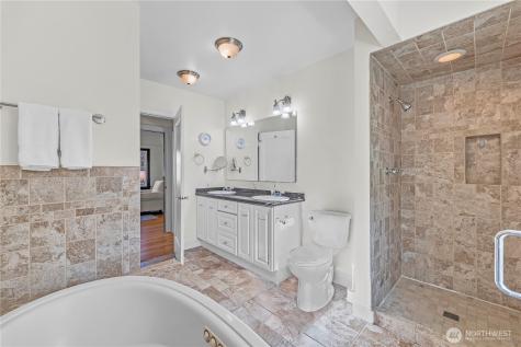 327 5th Street SW Puyallup WA 98371