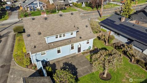 327 5th Street SW Puyallup WA 98371