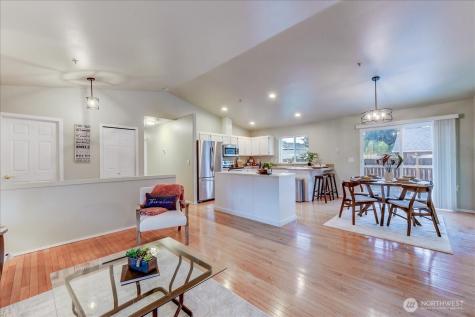 8014 Beverly Boulevard Everett WA 98203