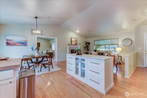 8014 Beverly Boulevard Everett WA 98203