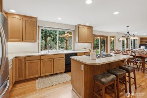 24135 SE 16th Place Sammamish WA 98075
