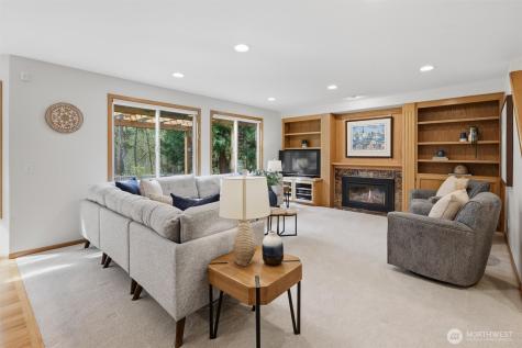 24135 SE 16th Place Sammamish WA 98075