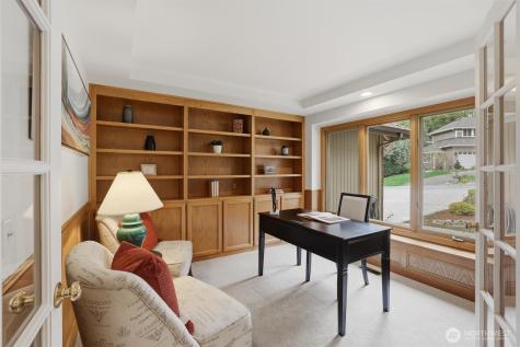 24135 SE 16th Place Sammamish WA 98075