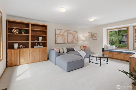 24135 SE 16th Place Sammamish WA 98075
