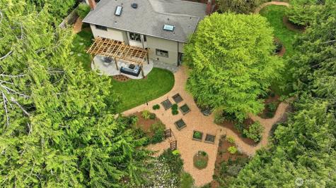 24135 SE 16th Place Sammamish WA 98075