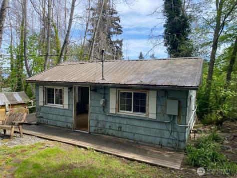 11420 103rd Avenue SW Vashon WA 98070