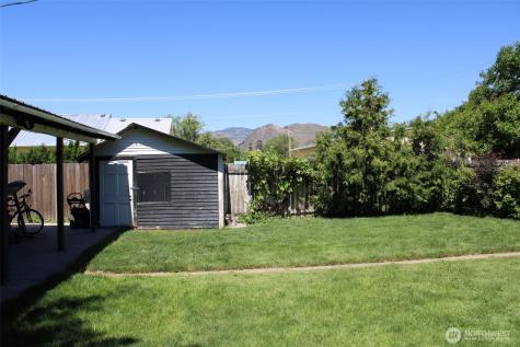 1415 Cherry Street Oroville WA 98844