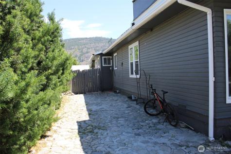 1415 Cherry Street Oroville WA 98844