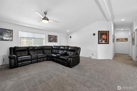 23708 Locust Way Bothell WA 98021