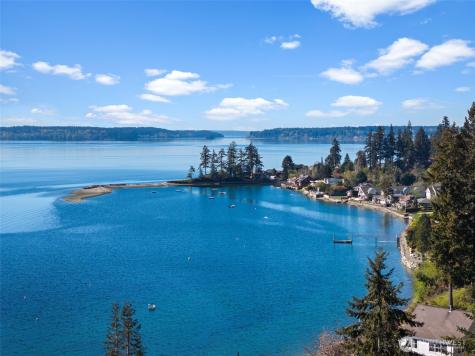 10427 Powell Drive NW Gig Harbor WA 98335