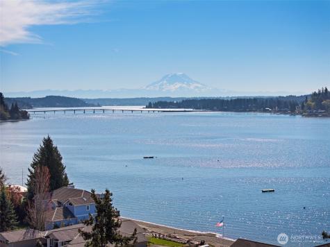 10427 Powell Drive NW Gig Harbor WA 98335