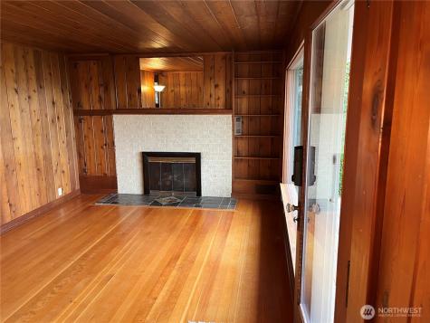 10427 Powell Drive NW Gig Harbor WA 98335