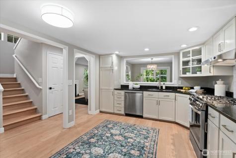 13514 NE 89th Court Redmond WA 98052