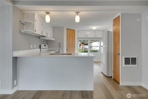 5314 69th Avenue Court E Puyallup WA 98371