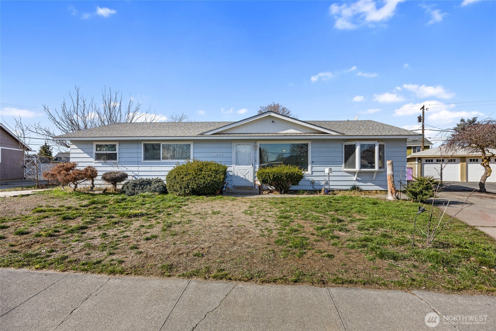 1634 S Wallace Street Moses Lake WA 98837