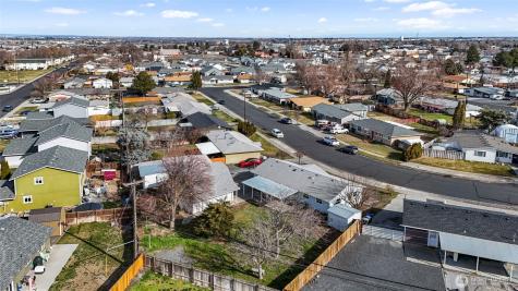 1634 S Wallace Street Moses Lake WA 98837