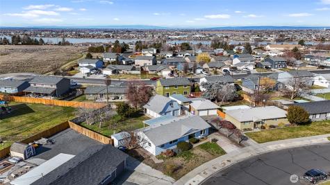 1634 S Wallace Street Moses Lake WA 98837