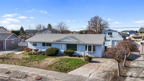 1634 S Wallace Street Moses Lake WA 98837