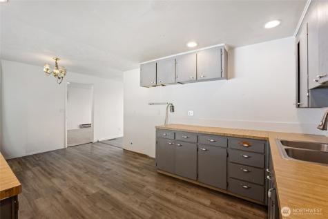 1634 S Wallace Street Moses Lake WA 98837