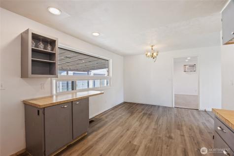 1634 S Wallace Street Moses Lake WA 98837