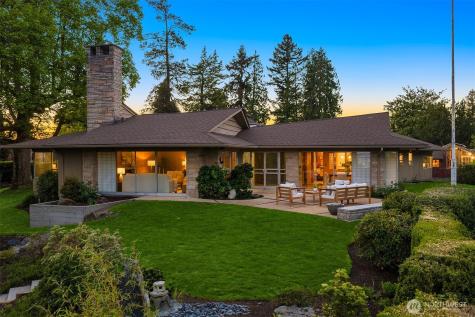 3704 48th Avenue NE Seattle WA 98105
