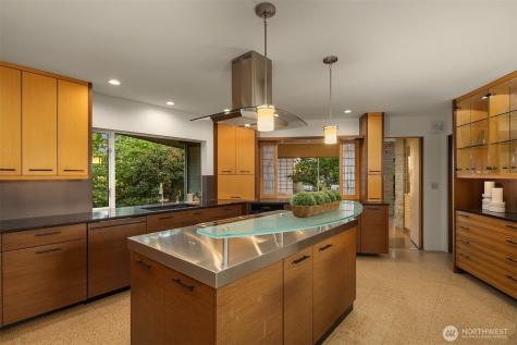 3704 48th Avenue NE Seattle WA 98105