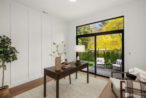 13988 SE 5th Street Bellevue WA 98005