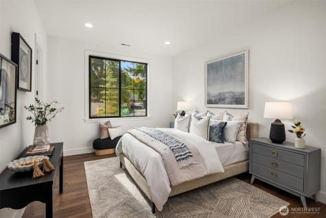 13988 SE 5th Street Bellevue WA 98005