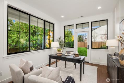 13988 SE 5th Street Bellevue WA 98005