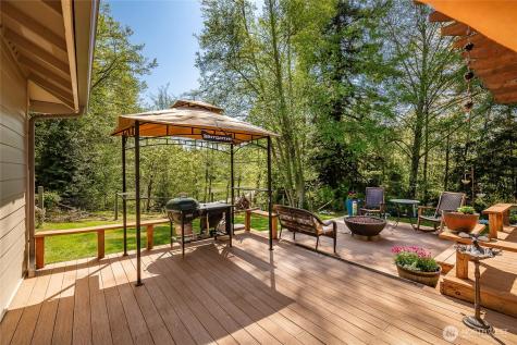 4003 Hoier Blaine WA 98230