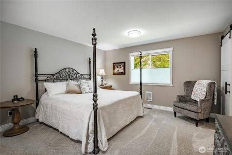 4003 Hoier Blaine WA 98230
