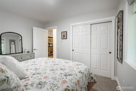 4003 Hoier Blaine WA 98230