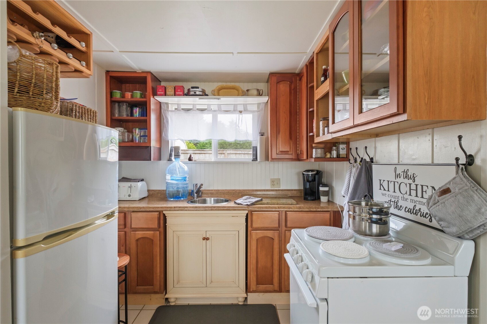 4 Memory Lane Ocean Shores WA 98569