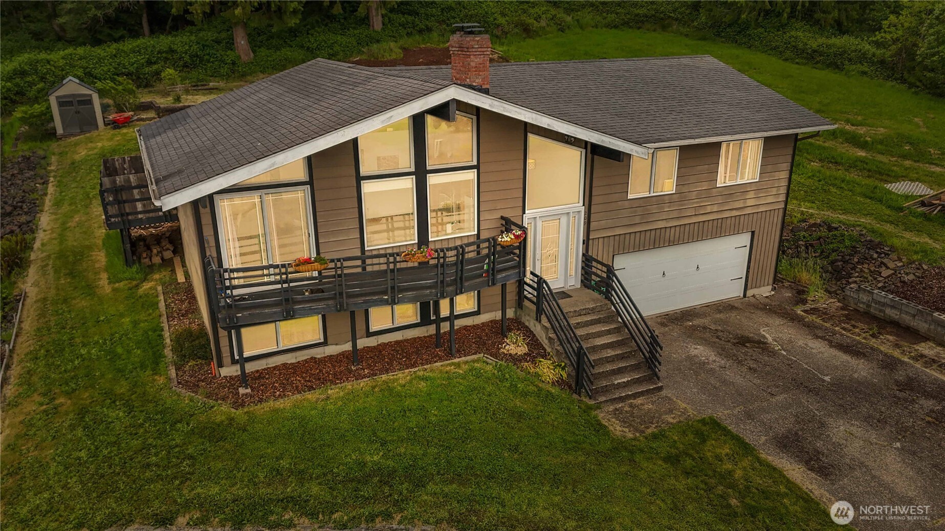 209 Curtis Drive Longview WA 98632
