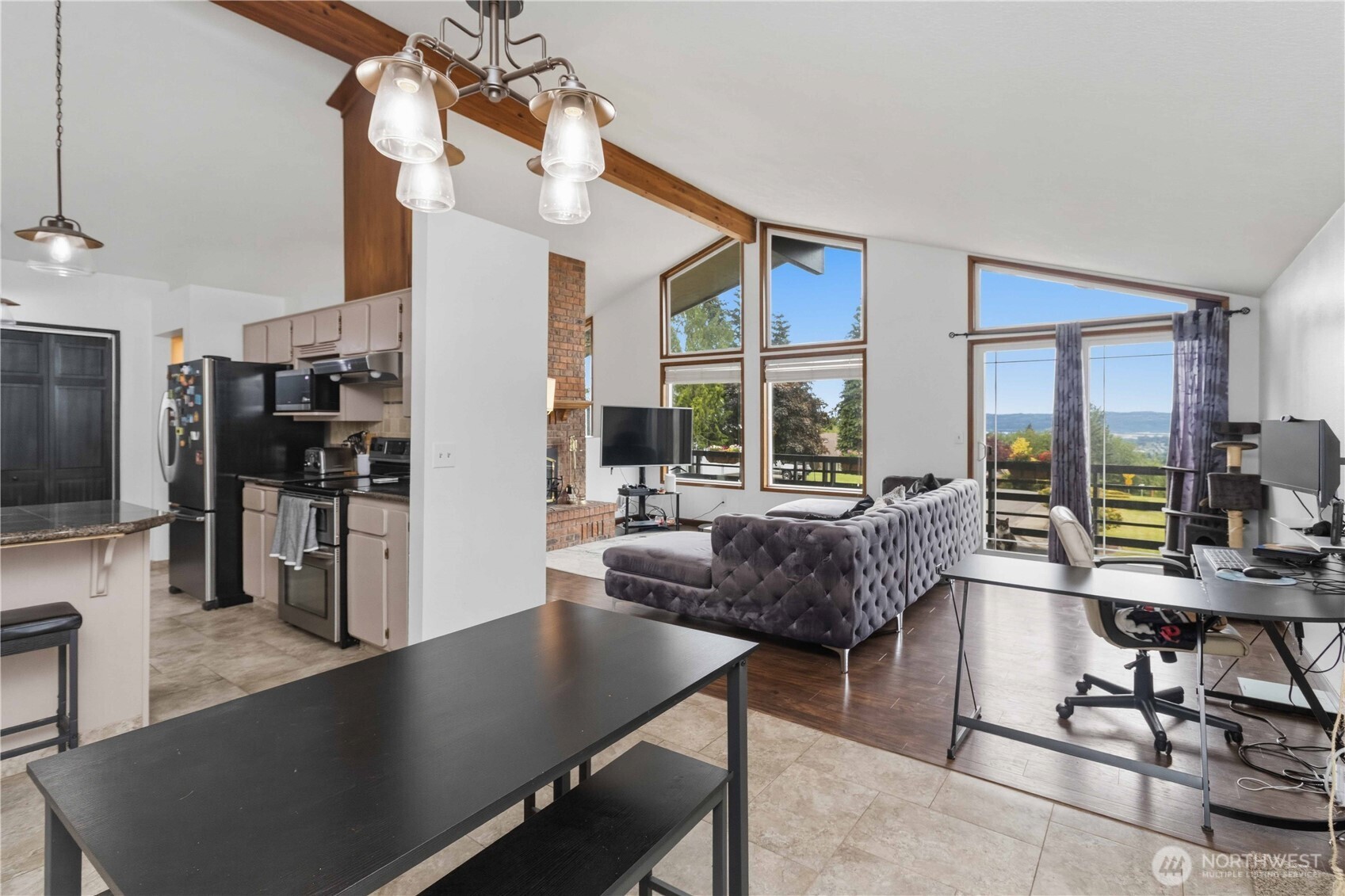 209 Curtis Drive Longview WA 98632