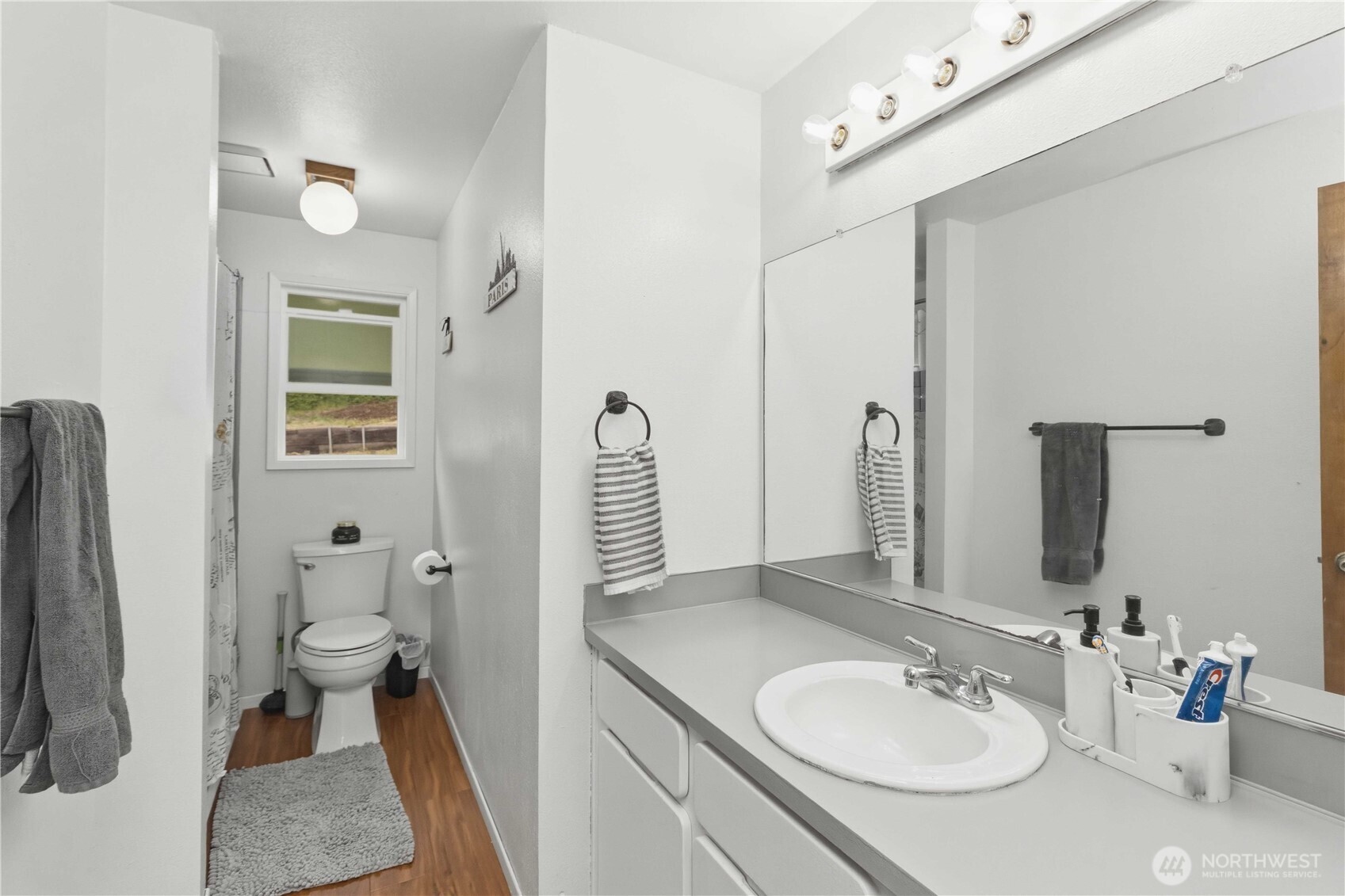 209 Curtis Drive Longview WA 98632