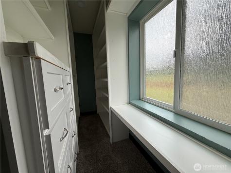 9212 SW 274th Street Vashon WA 98070
