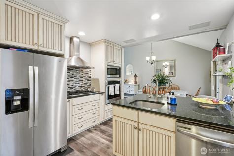 100 Inglewood Park Longview WA 98632