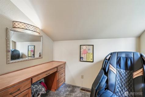 100 Inglewood Park Longview WA 98632