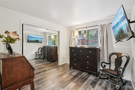 100 Inglewood Park Longview WA 98632