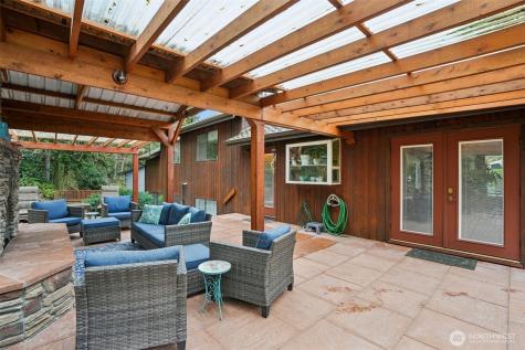 100 Inglewood Park Longview WA 98632