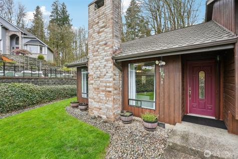 100 Inglewood Park Longview WA 98632
