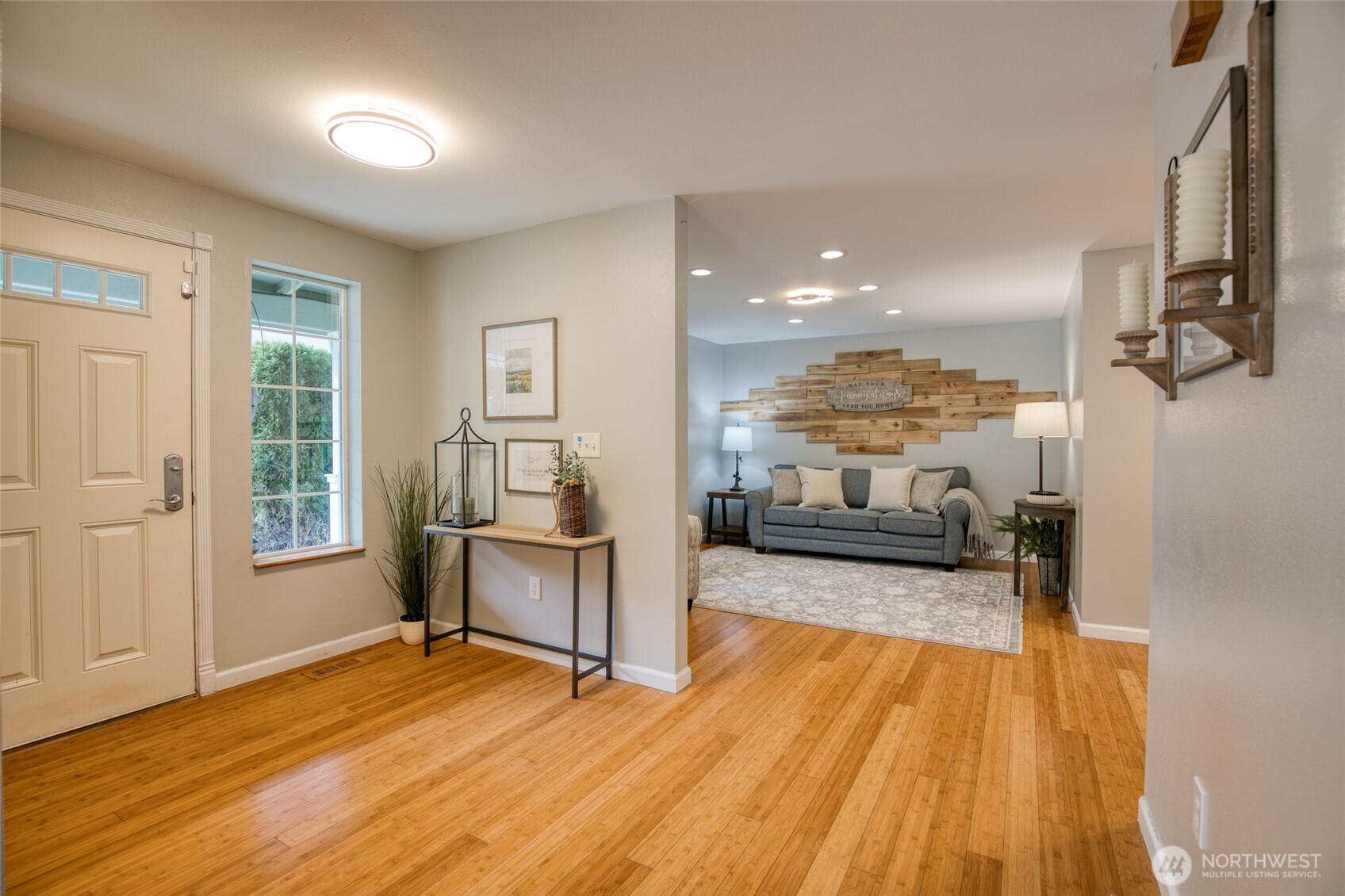 828 Ocean Avenue Cosmopolis WA 98595