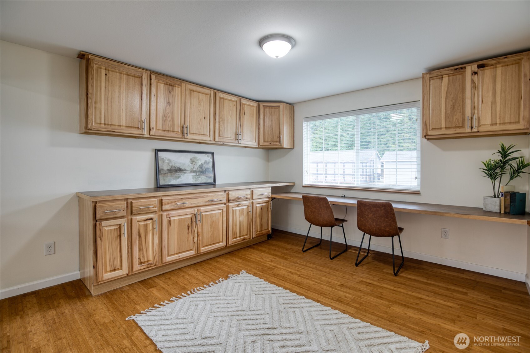 828 Ocean Avenue Cosmopolis WA 98595