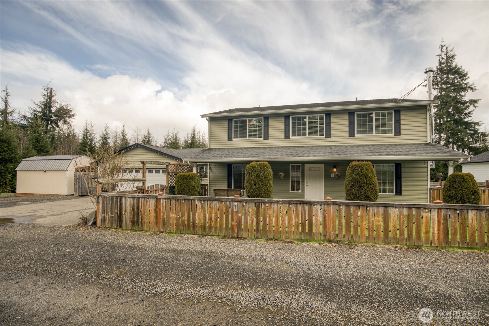 828 Ocean Avenue Cosmopolis WA 98595