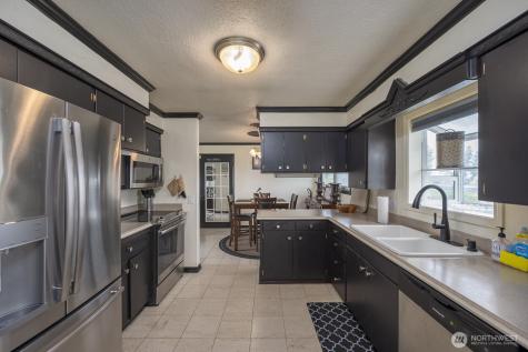 634 N Crestview Drive Moses Lake WA 98837