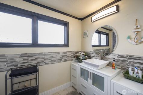 634 N Crestview Drive Moses Lake WA 98837